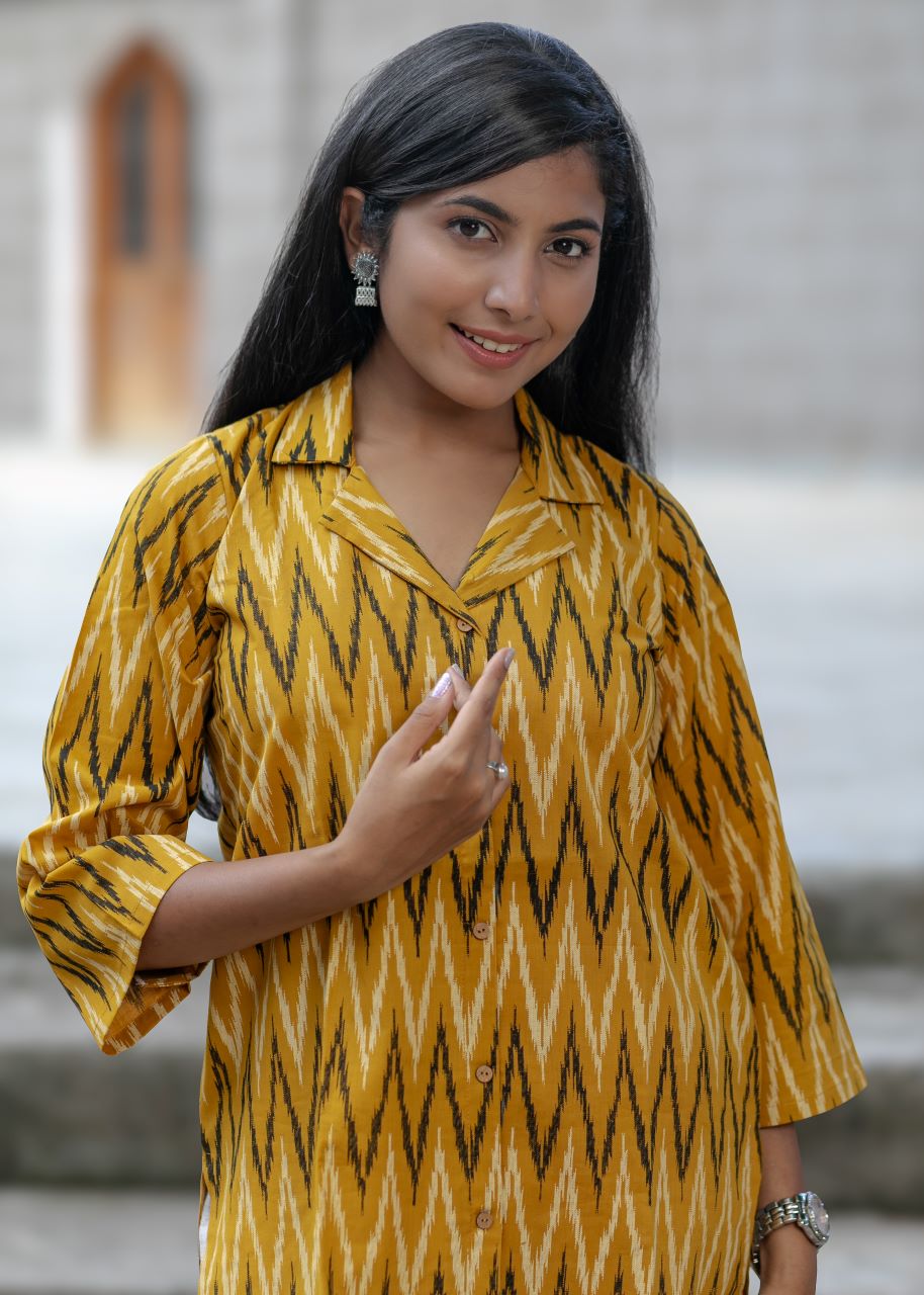 Aadya V-neck Kurti 1d