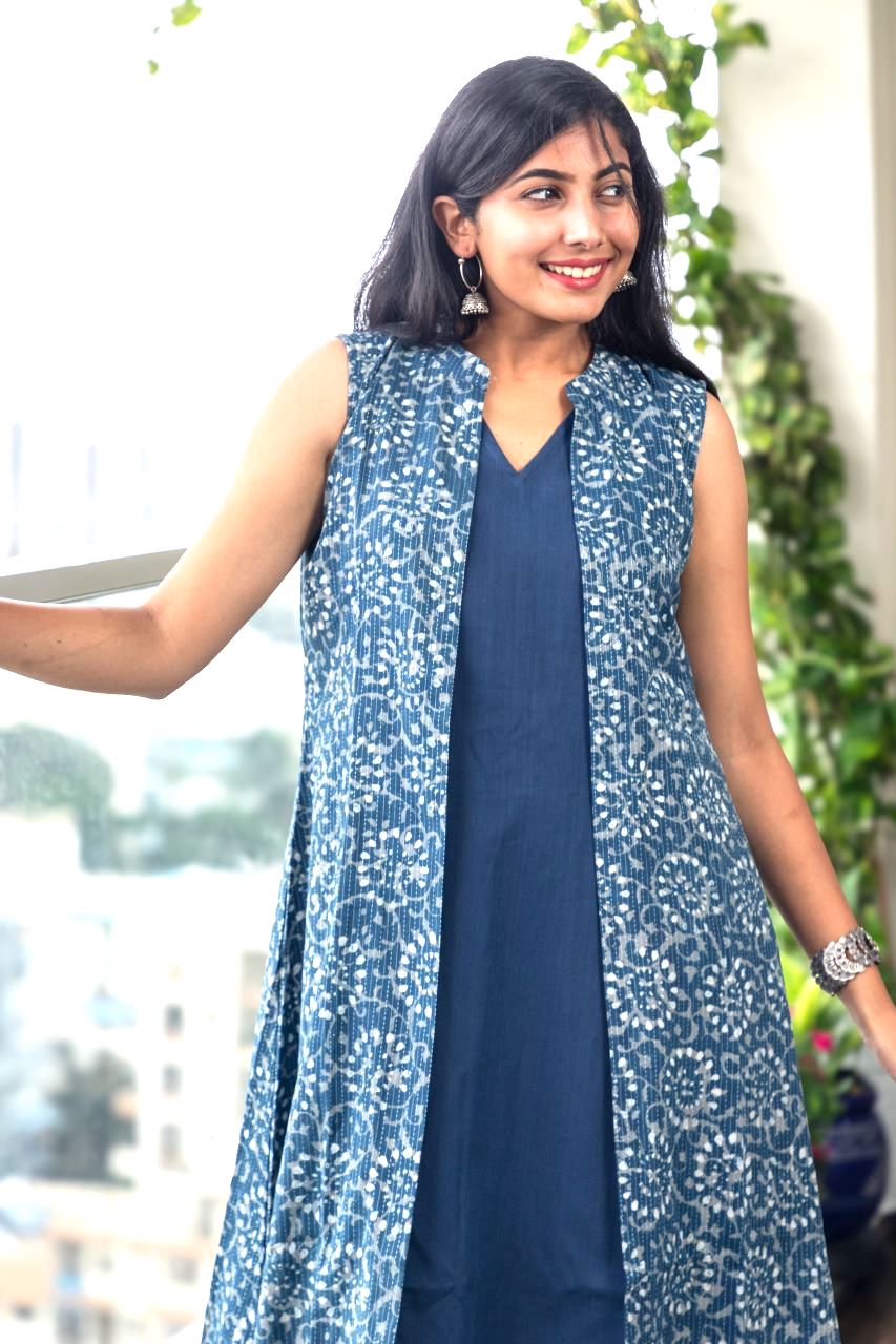 Nitya Jacket Set 3d
