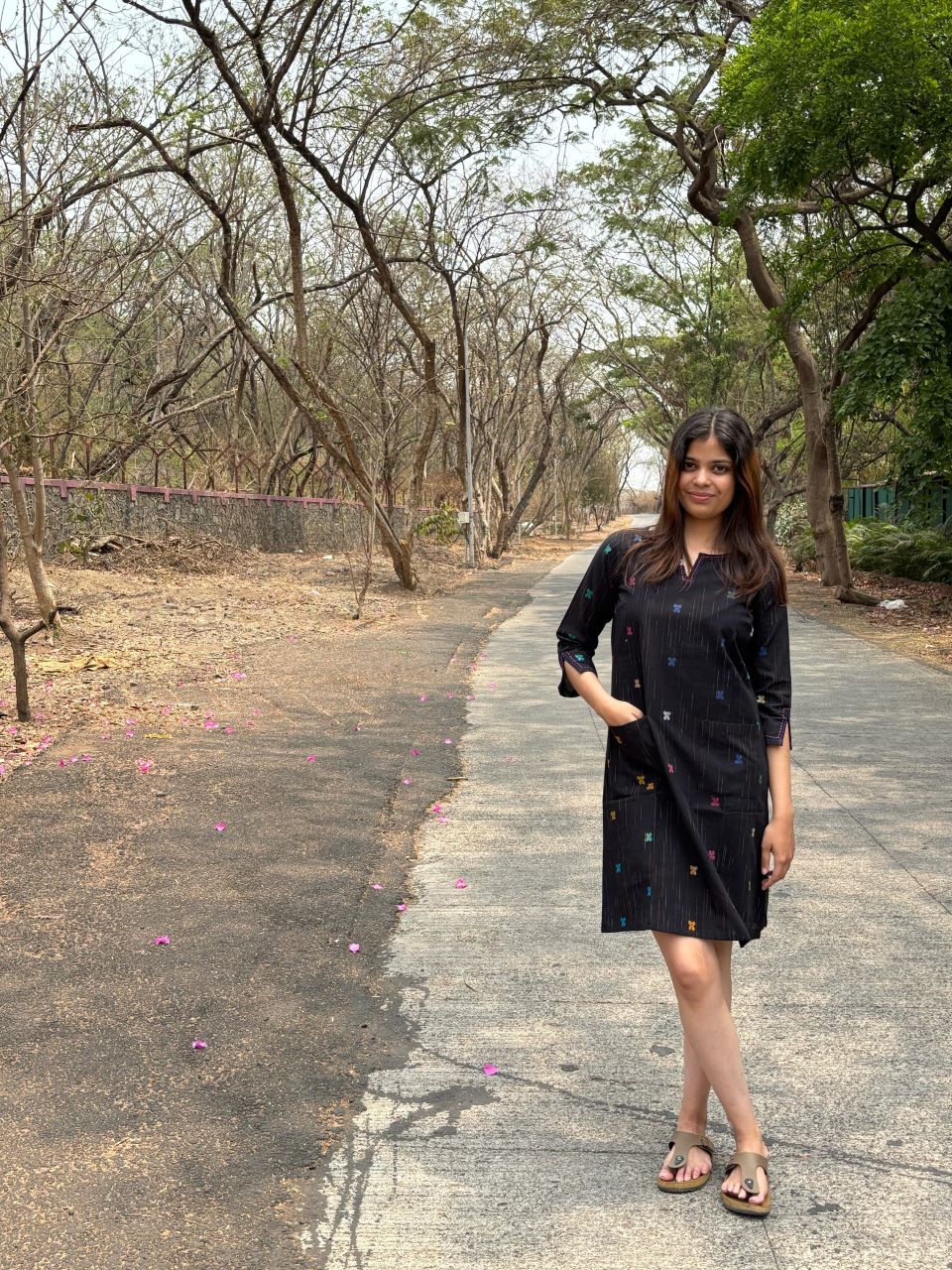 CP Saanvi dress black