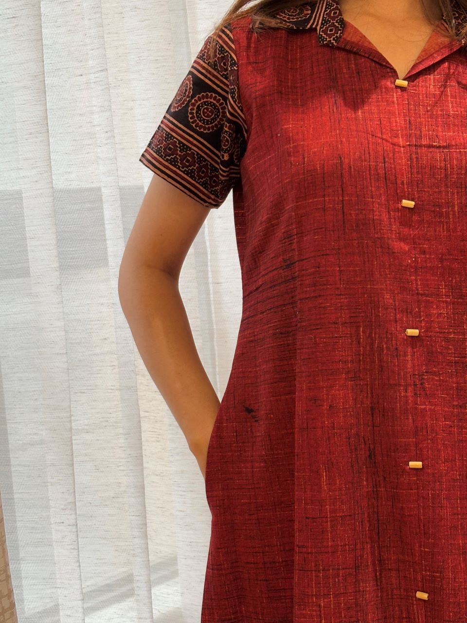 Mrida dress maroon 2